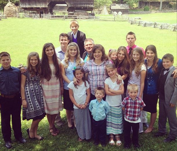 Bates Family Is Praying for the Duggars