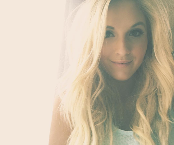 Exclusive Interview: Country Star Jessie Chris Talks About Music, Bullying and Her Future