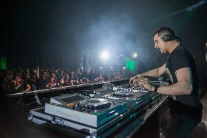 Planning Your First DJ Gig- How To Get A Great Start